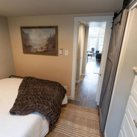 Pet Friendly Tiny House Rental With New Access To Guadalupe River Nbtx ニューブラウンフェルズ エクステリア 写真