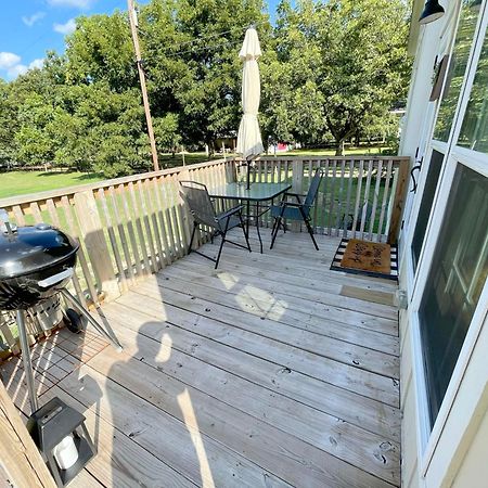 Pet Friendly Tiny House Rental With New Access To Guadalupe River Nbtx ニューブラウンフェルズ エクステリア 写真