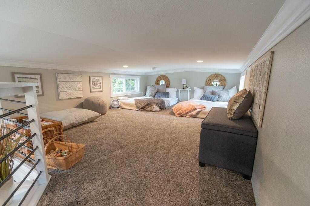 Pet Friendly Tiny House Rental With New Access To Guadalupe River Nbtx ニューブラウンフェルズ エクステリア 写真