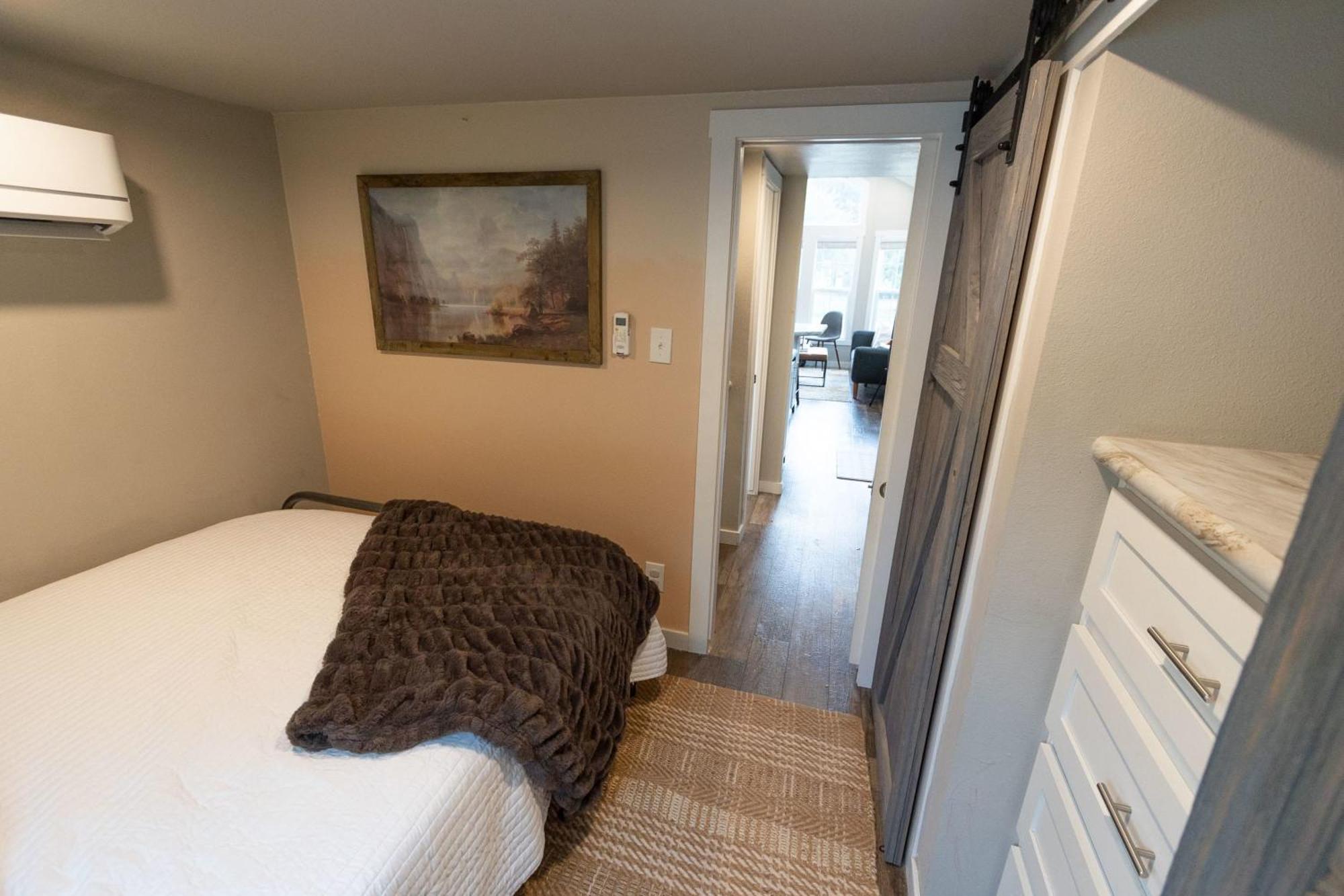 Pet Friendly Tiny House Rental With New Access To Guadalupe River Nbtx ニューブラウンフェルズ エクステリア 写真